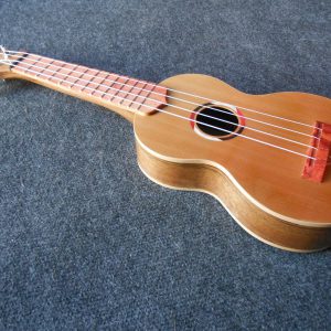 Ukulele-BFG-11